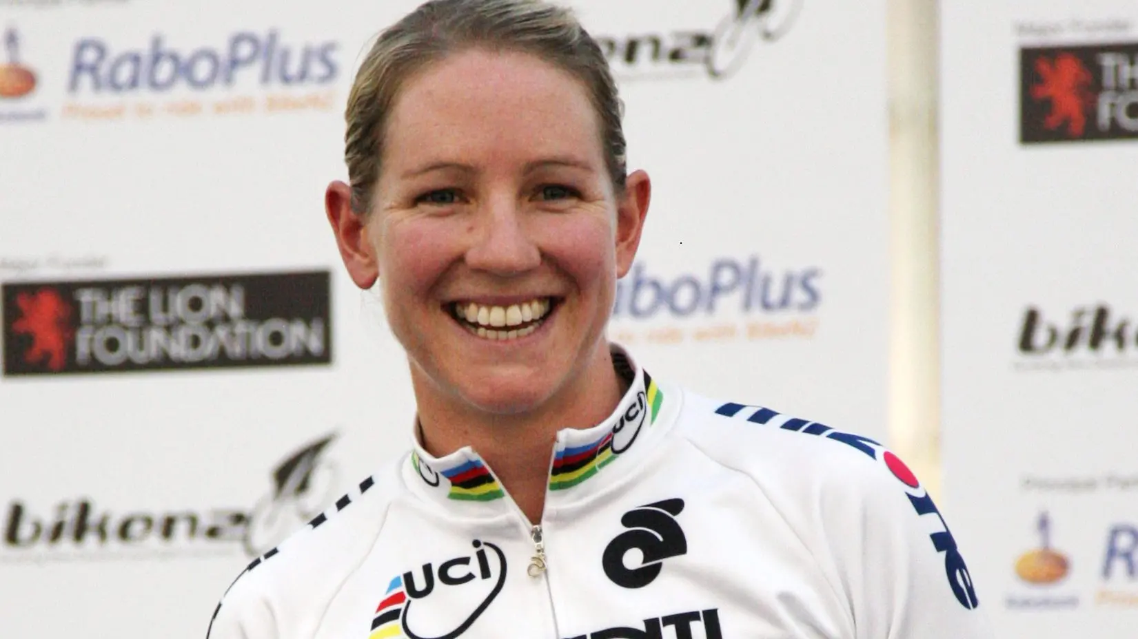 Cycling: Shanks, Sergent favourites for awards
