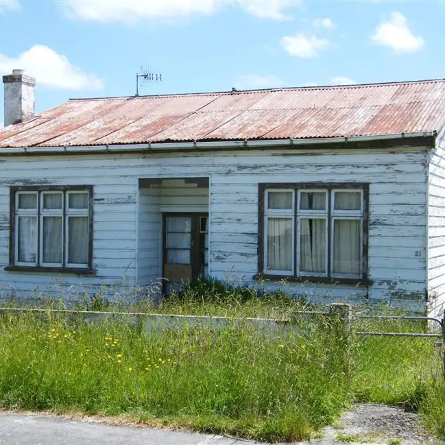 New Zealand's cheapest house