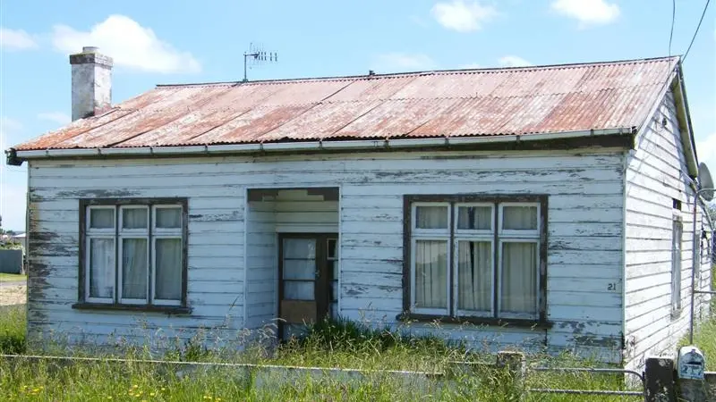 New Zealand's cheapest house