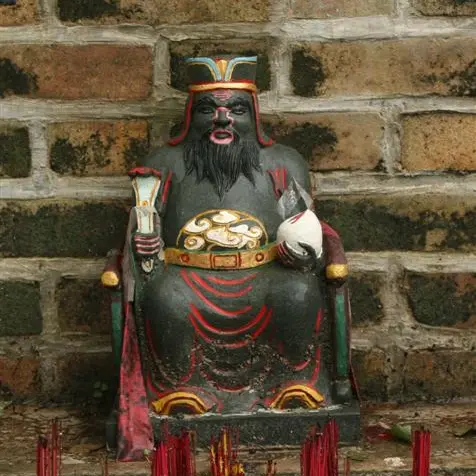 New Territories, old traditions