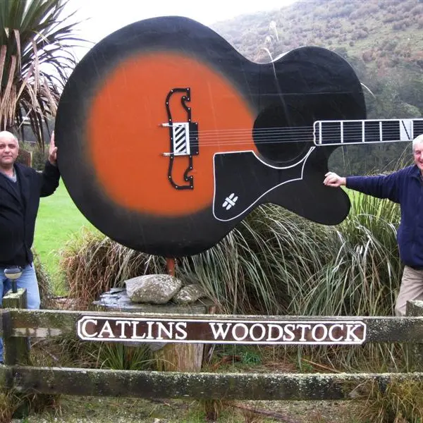 On the floor: Jordan Luck Band to headline at Catlins