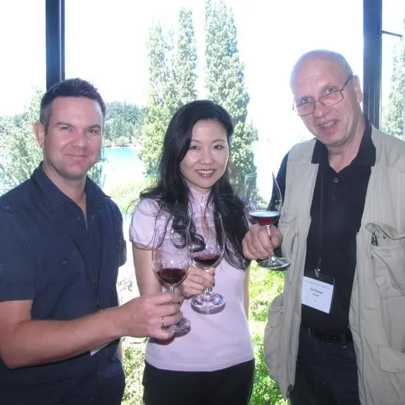 Aficionados find paradise at pinot party