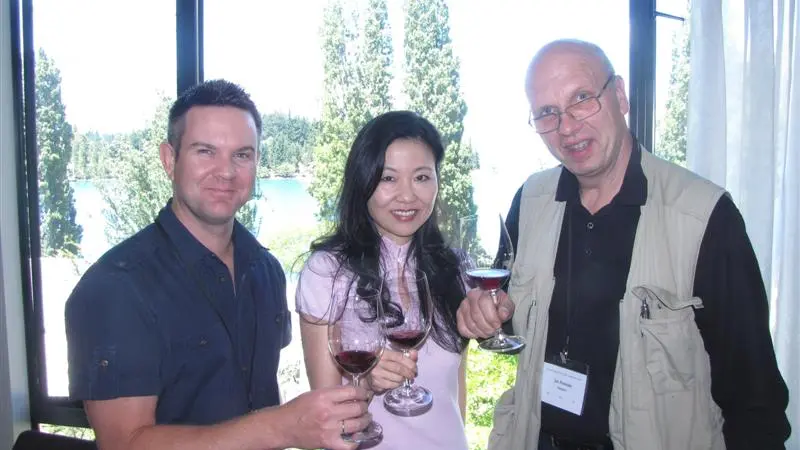Aficionados find paradise at pinot party