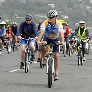 Citizens get pedalling for Bike Wise Mayoral Challenge