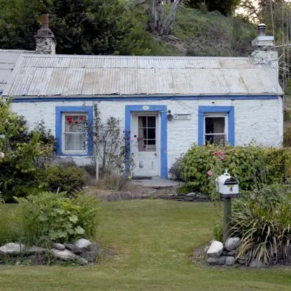 Tourism proposal for historic cottage