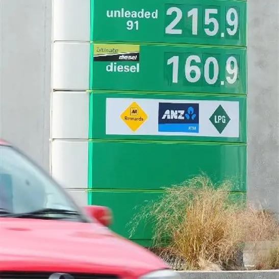 Weak Kiwi magnifies petrol-price rises