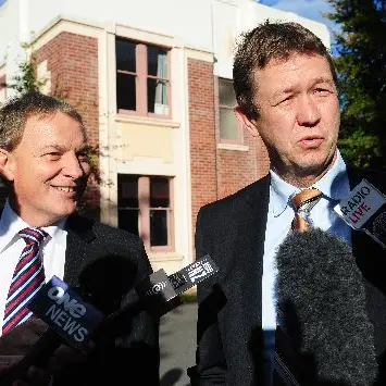 Labour MPs give Goff backing