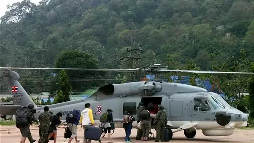 Deaths, strandings in Thailand floods
