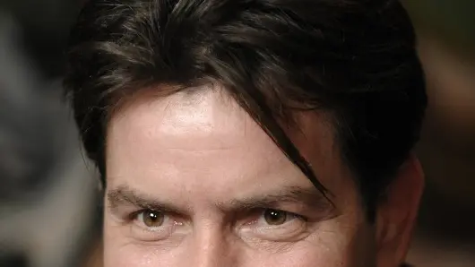 Sheen may return to hit sitcom