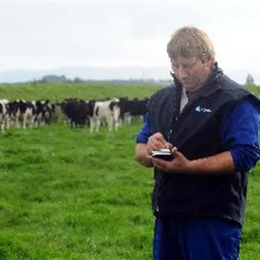 Most farmers welcome broadband deal