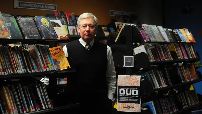 Council to consider expanded library access