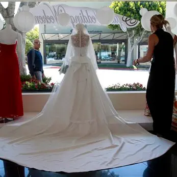 Fashion firms rush to copy the royal gown