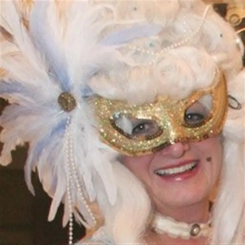 Burlesque, boxing and jazz