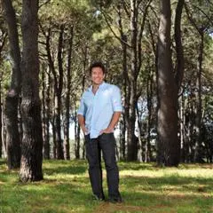 Oprah's garden guru touring Dunedin gardens
