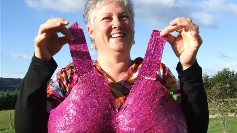 Bold breast-cancer project wins award