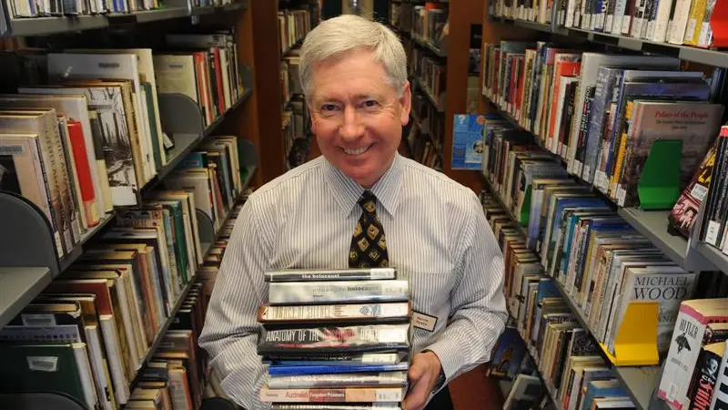 Dunedin Library boss leaves with 'very mixed feelings'