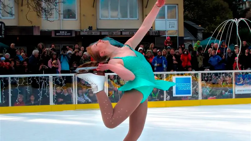 Star turn on ice