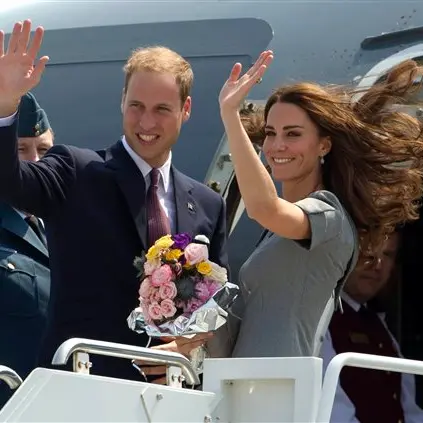 Royals counter protesters with smiles