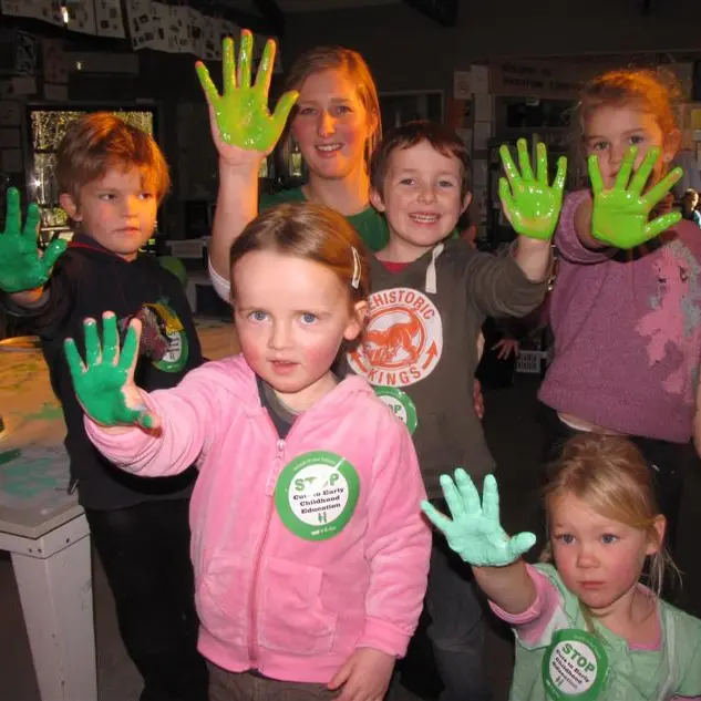 Handy protest against kindy cuts