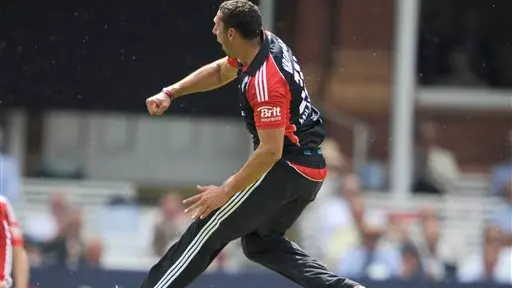 Cricket: Sri Lanka convincing in win over England