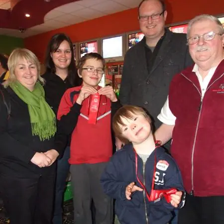 Host wins tenpin bowling