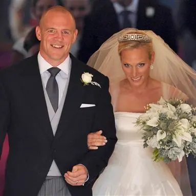 Royals turn out as Zara Phillips marries
