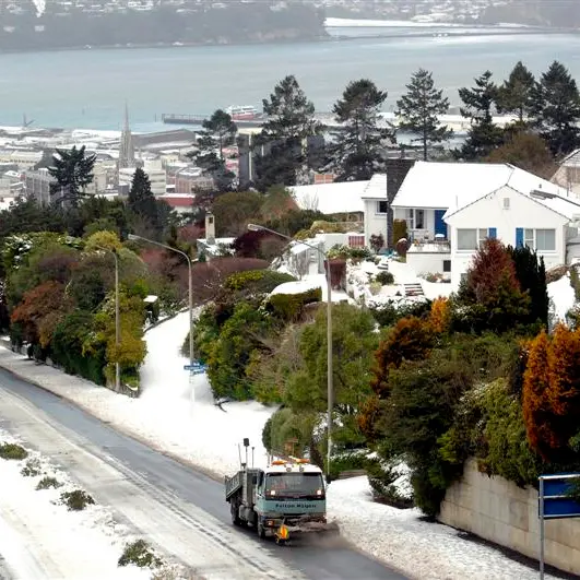 Contractors battle to clear Dunedin streets