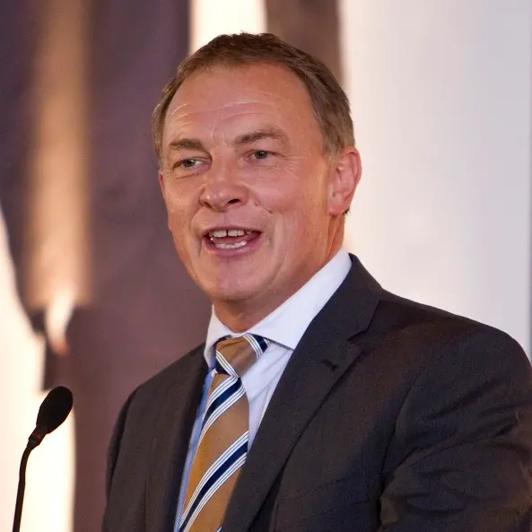 Labour outlines election battles