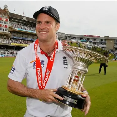 Cricket: England rise continues with India rout