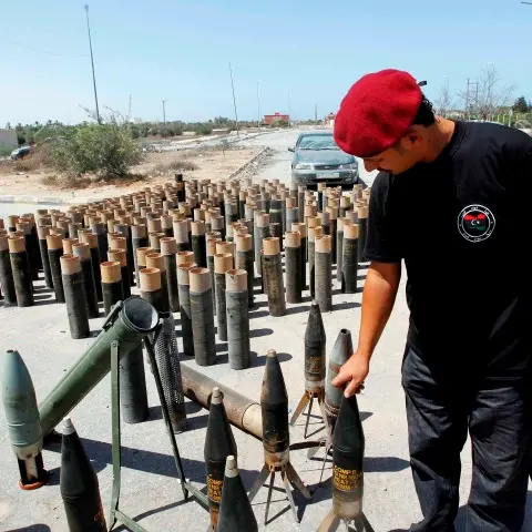 Libyan leader sets ultimatum for Gaddafi forces