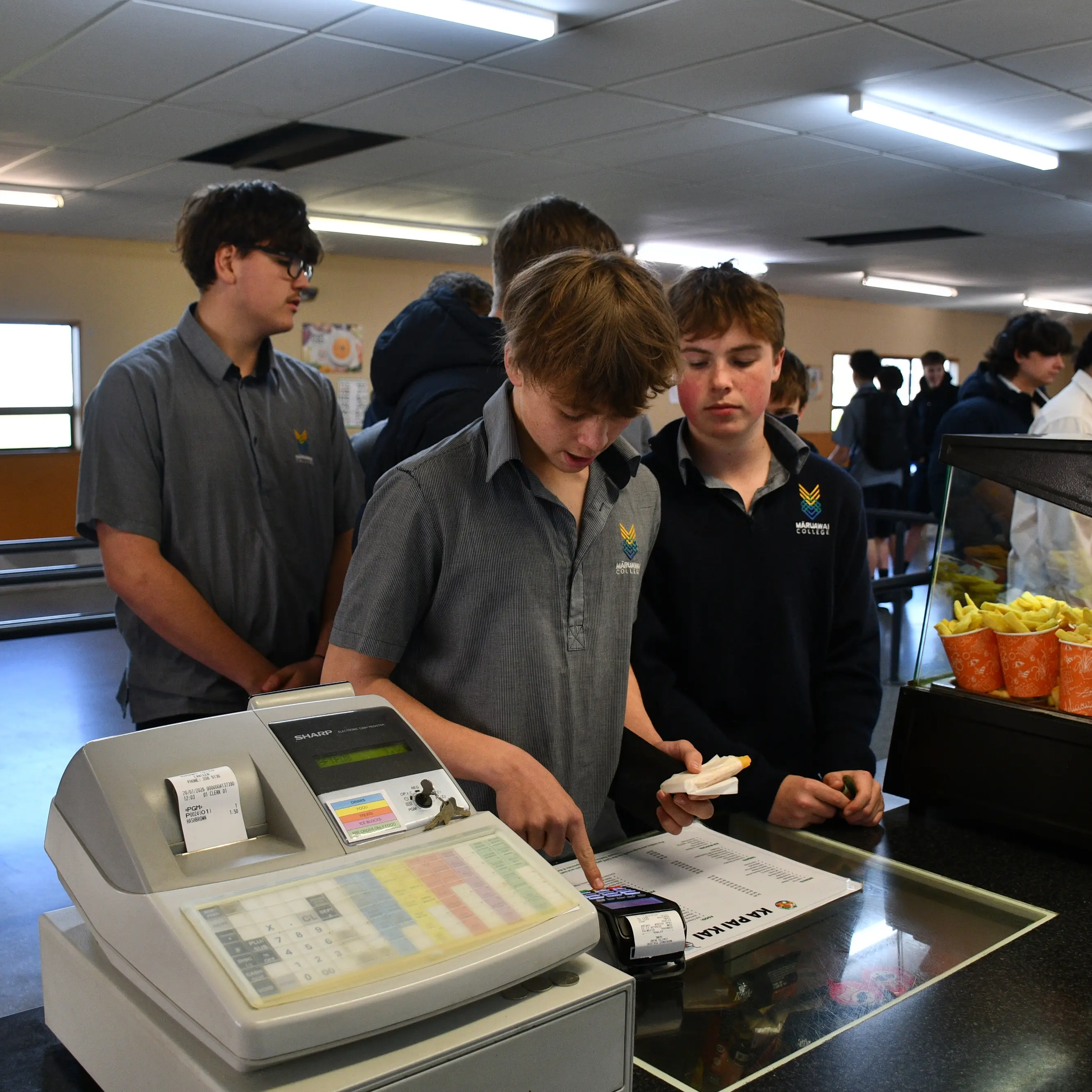 Students lose appetite for govt-funded school lunches