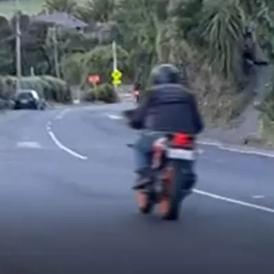 Bigger, clearer warning signs to make crash-prone road safer