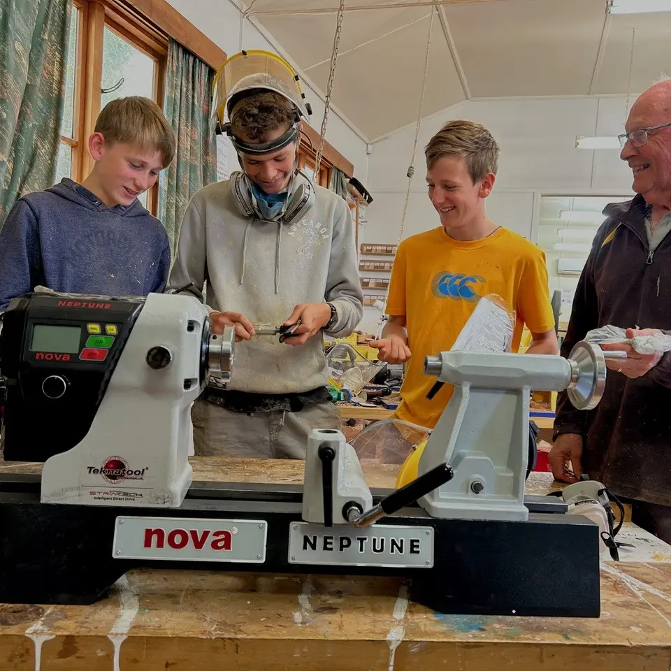 Wood turning with ease thanks to new lathes