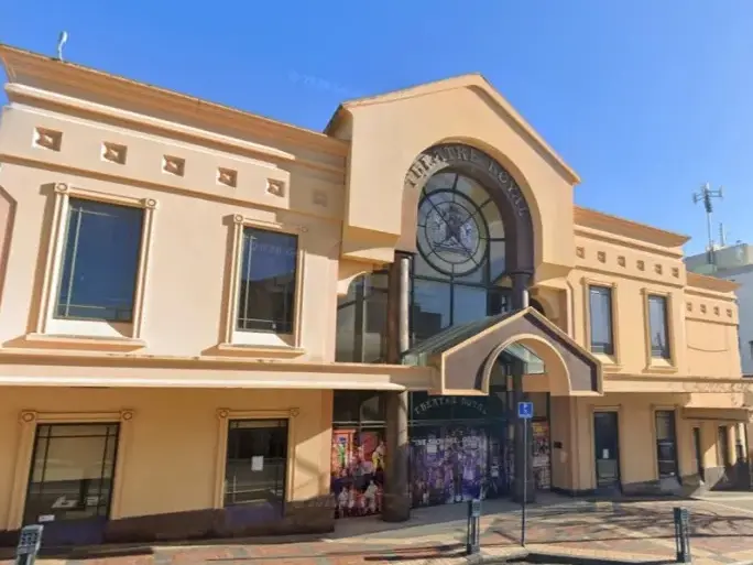 Asbestos found in Timaru theatre during redevelopment