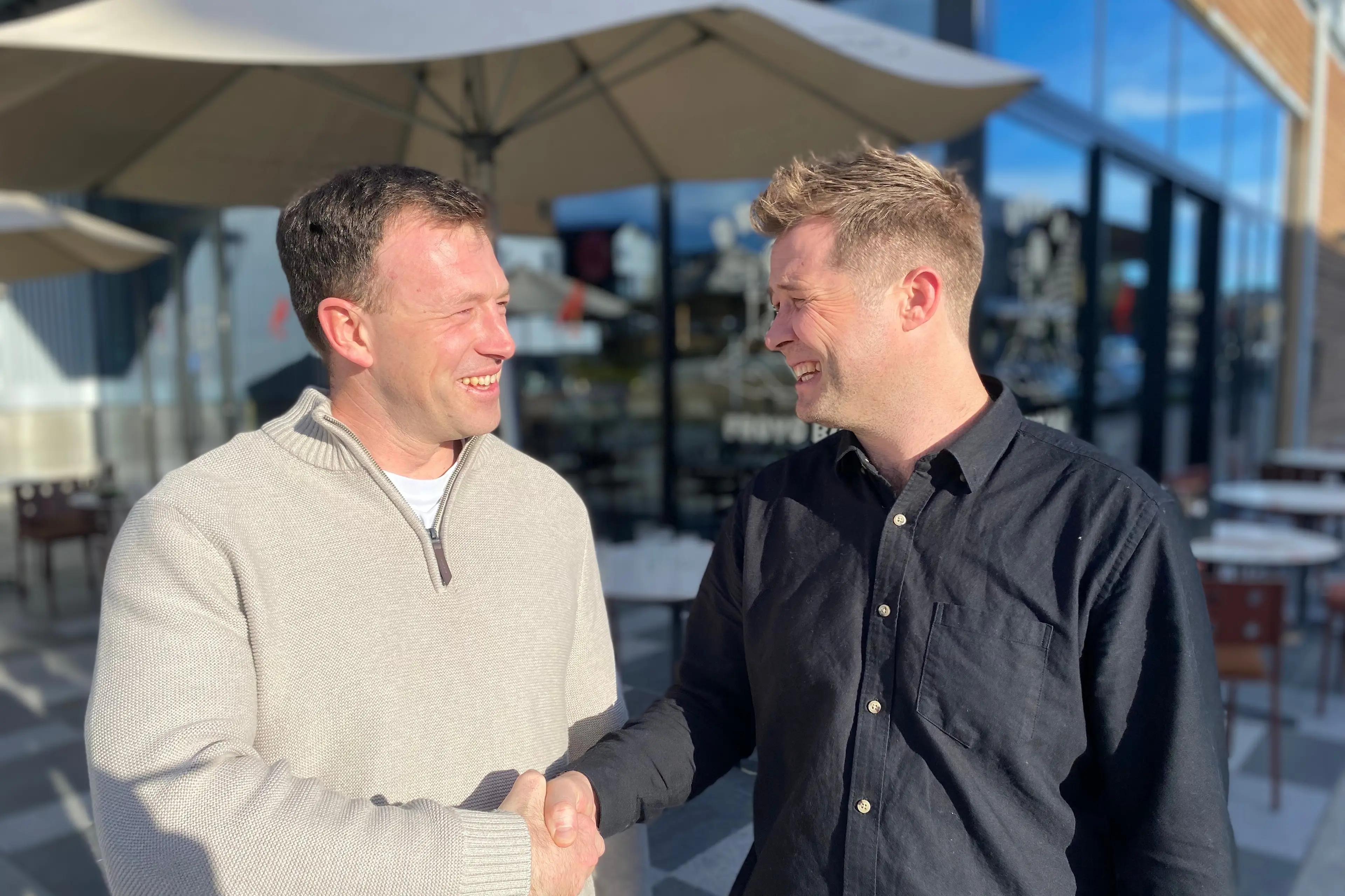 \\u2018Cheers, Lee\\u2019: June\\u2019s \\u2018Good Egg\\u2019 Lee Winter, left, with Pavilion GM Ronnie McGillivray. Photo: Philip Chandler
