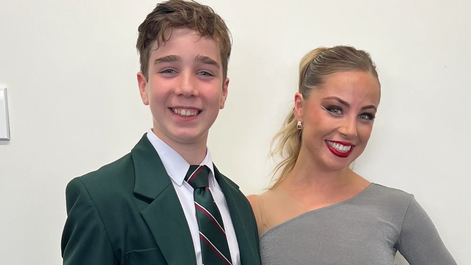 Local dancer fundraising for ballet dream