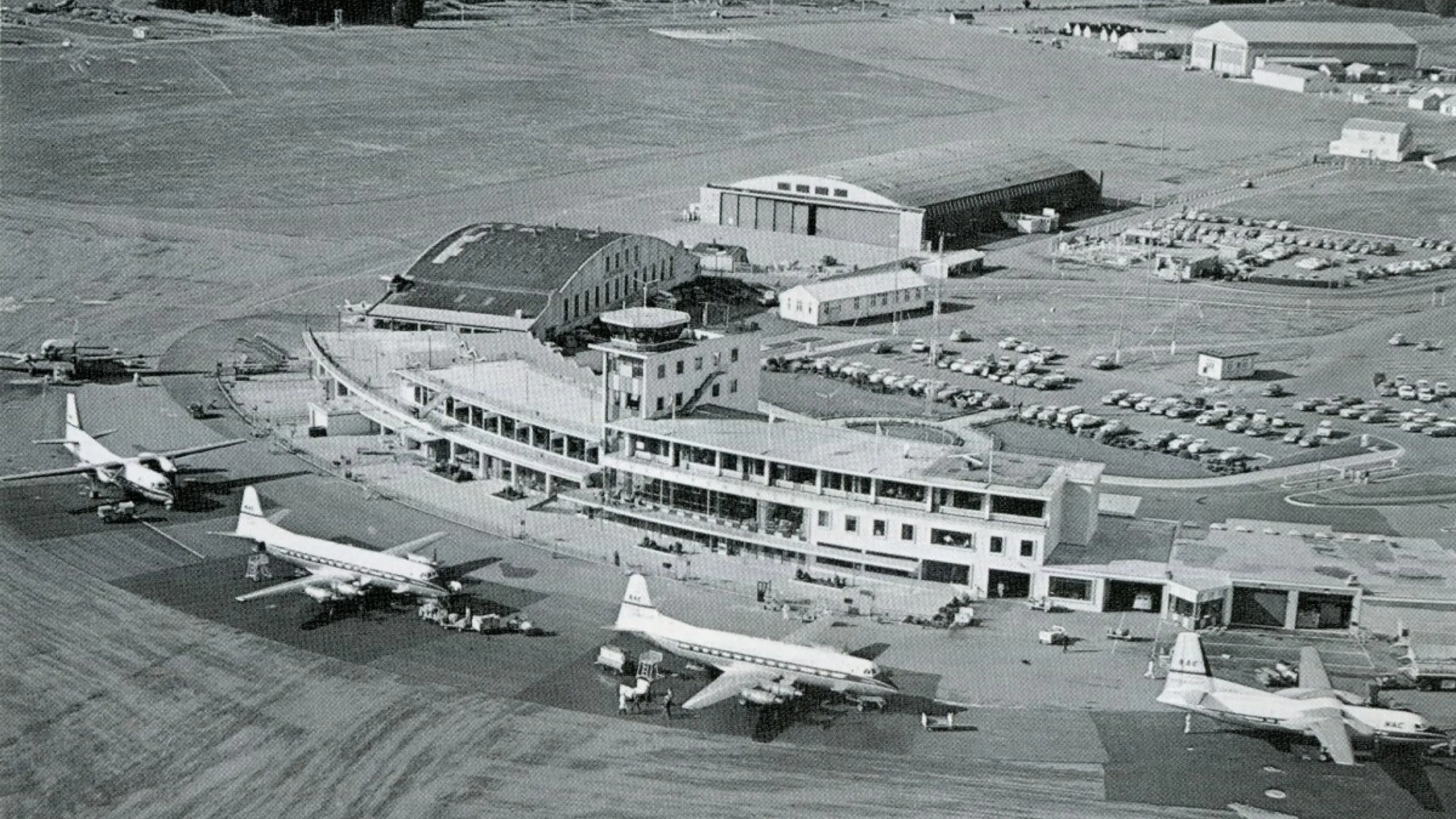 Flight marks 75 years of international service