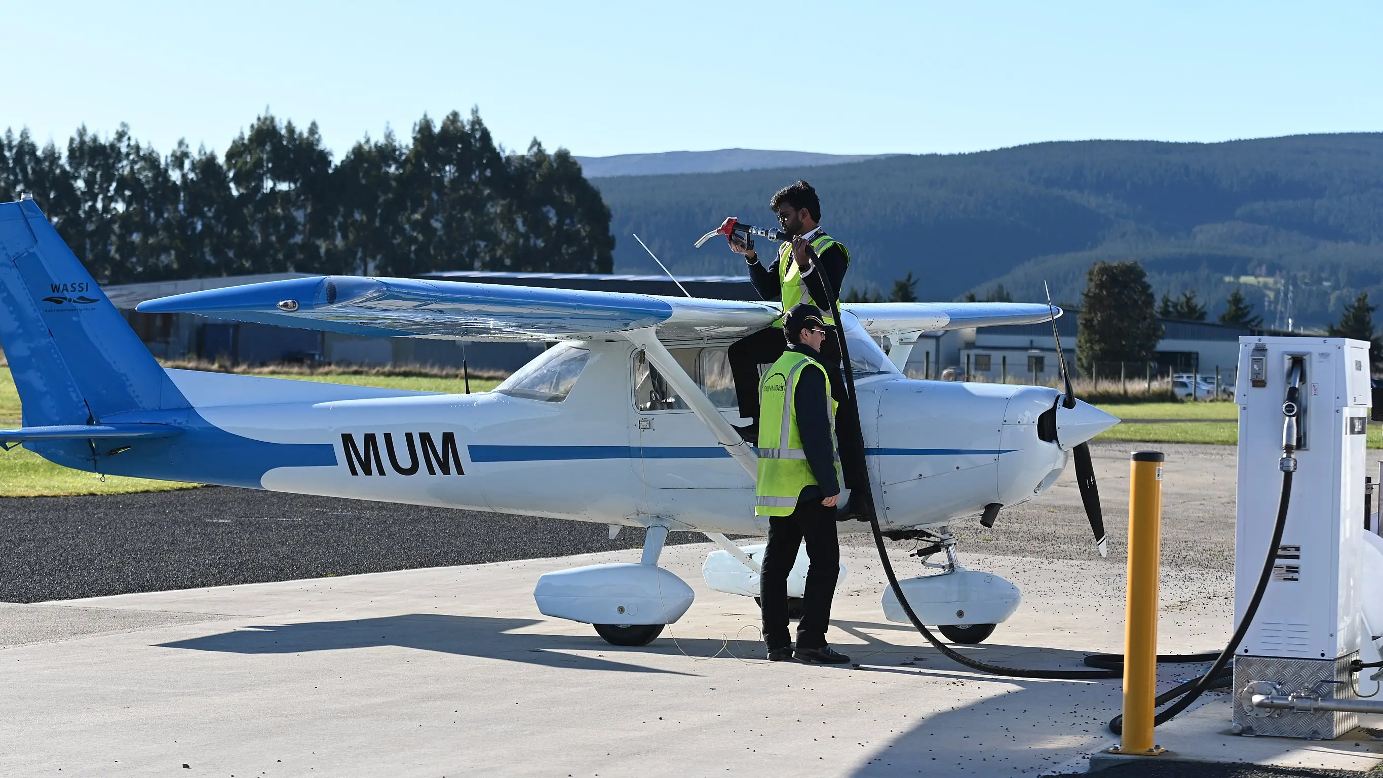 Call for leaded fuel ban in aviation, motor racing