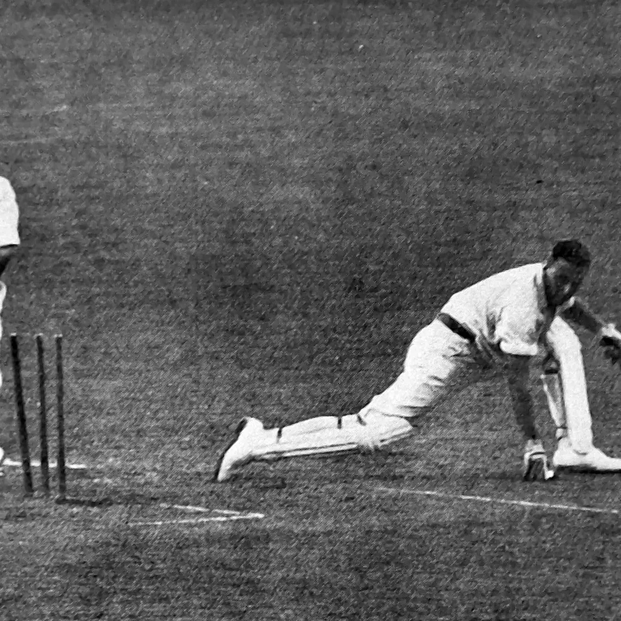 Oldfield keeps England on their toes