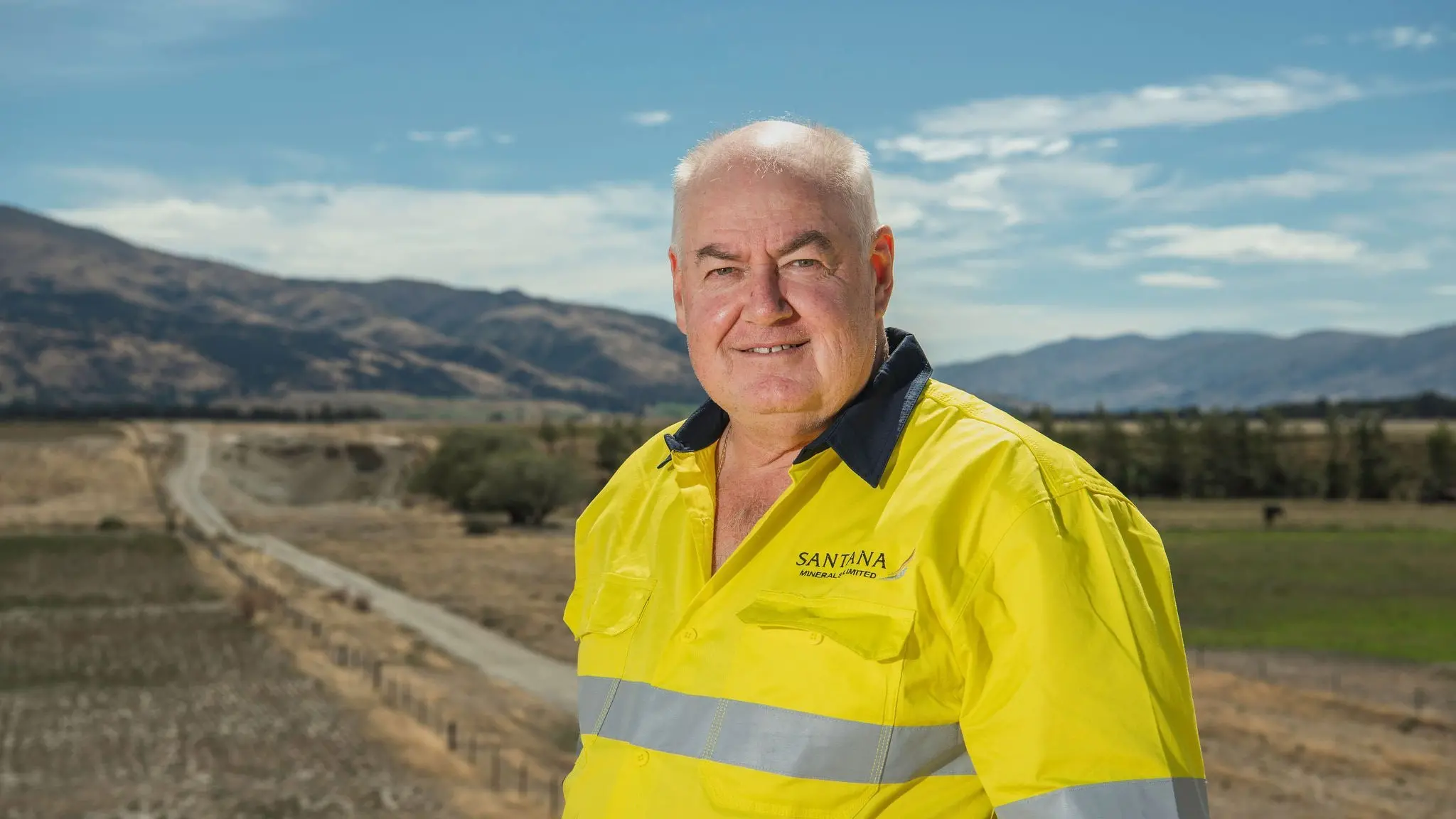 Santana chair obtains 1.6m shares after drill result