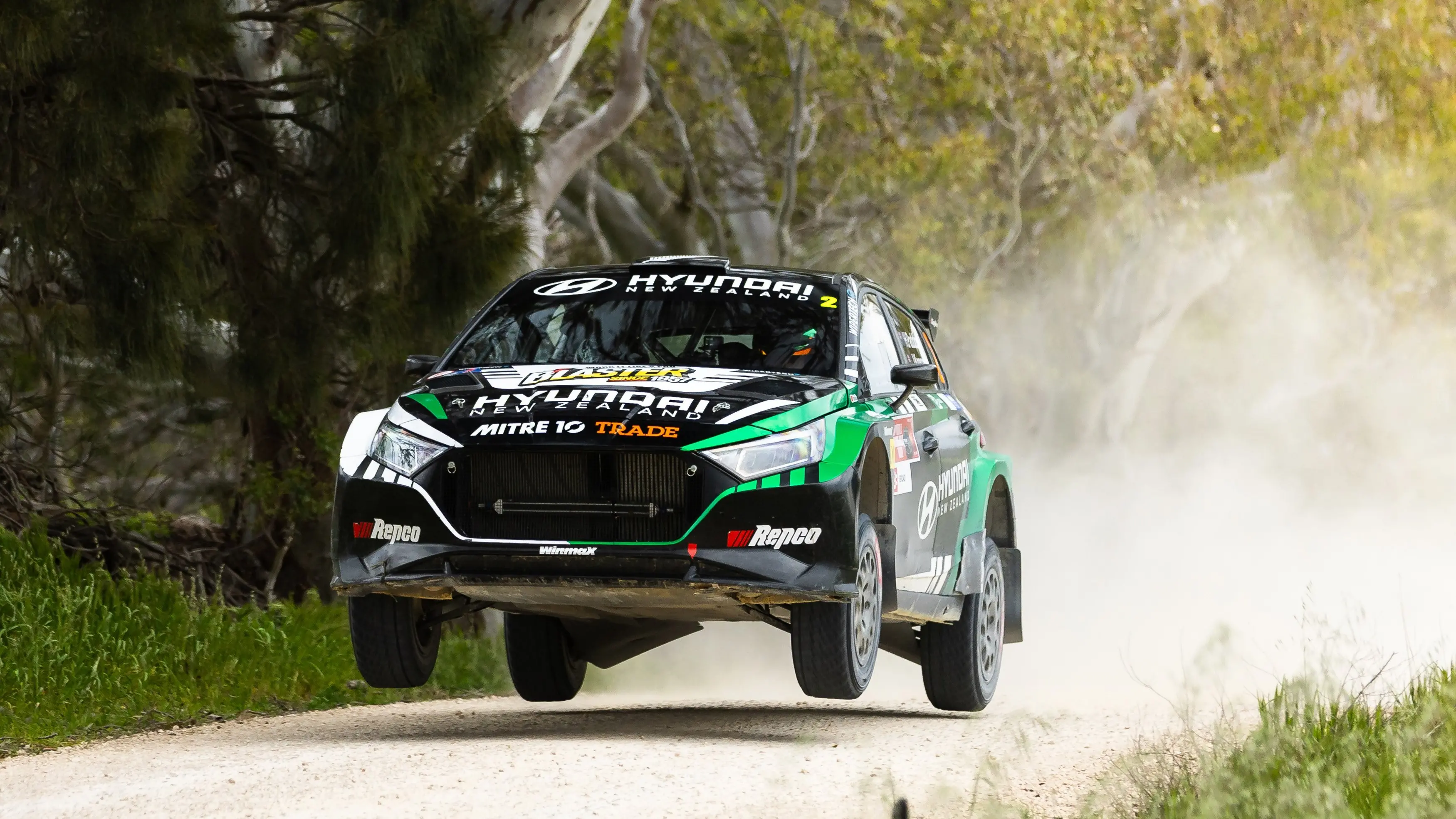 Paddon up against dad, sister