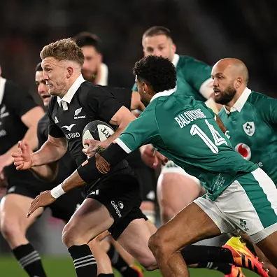 All Blacks beat Ireland 40-21 to defend Eden Park streak
