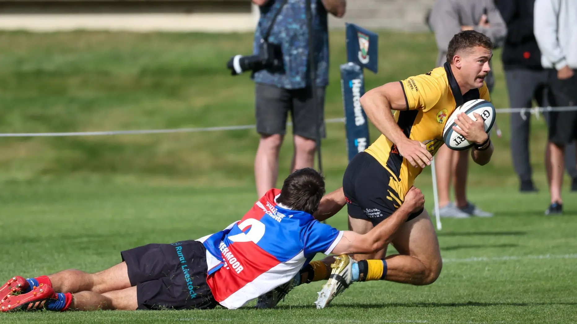 Upper Clutha enter as favourites