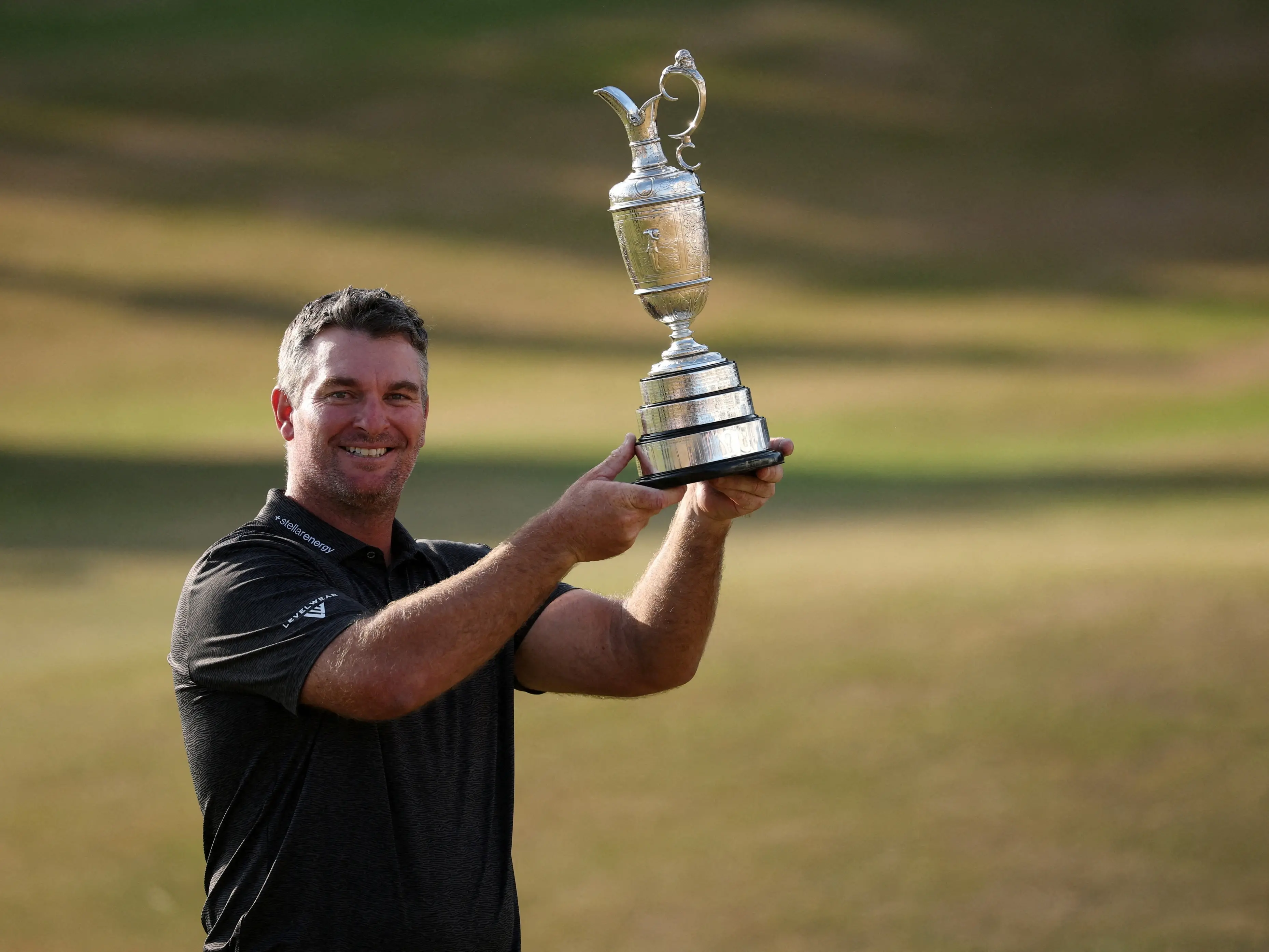 Fox home to celebrate Open win with family, friends