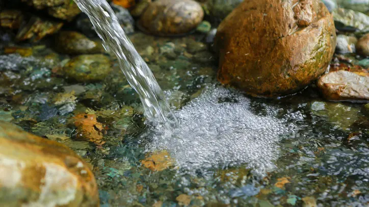 Landlords ordered to pay $400 for broken water feature