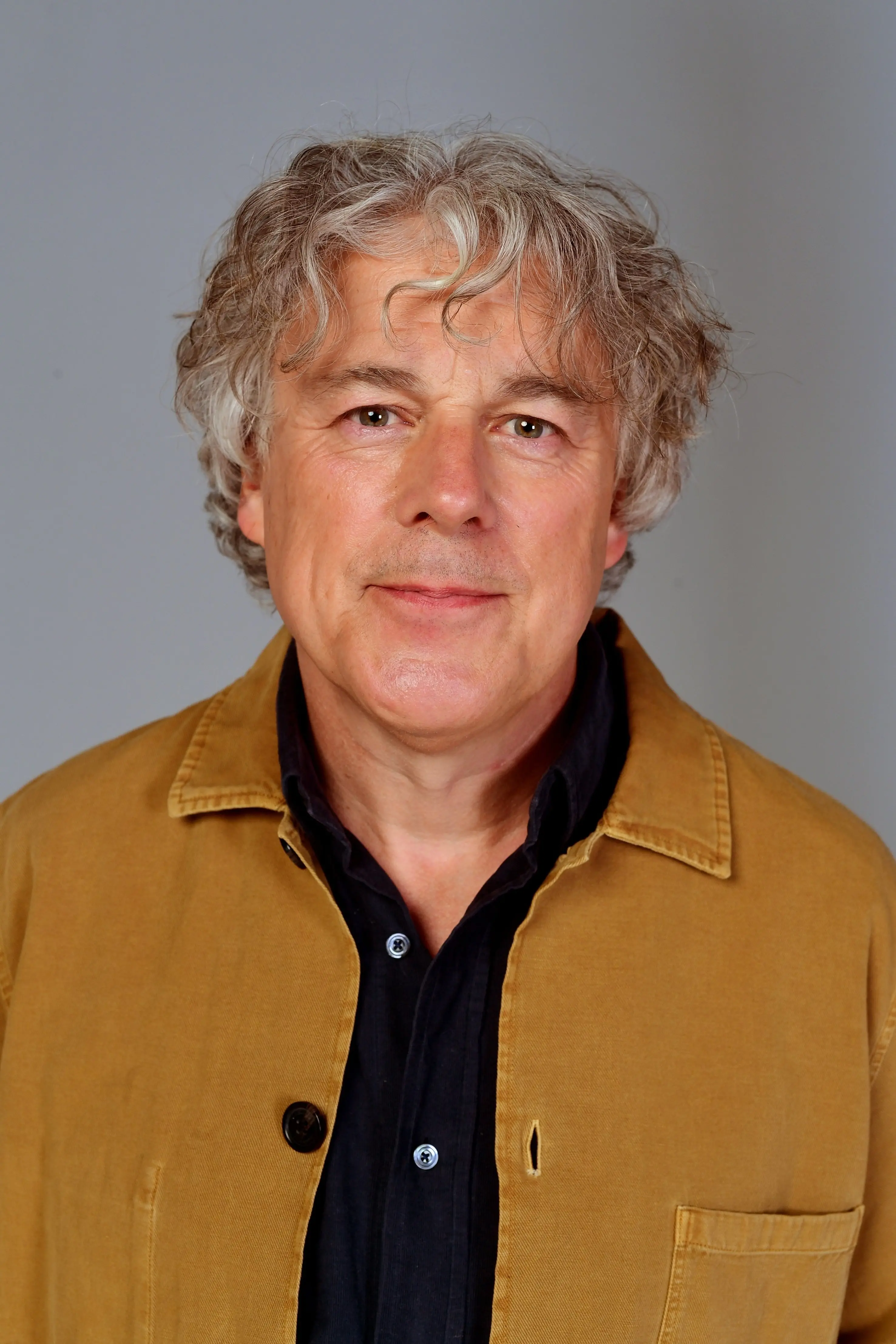 British comedian Alan Davies returns to New Zealand for the first time time in a decade with his \\'Think Ahead\\' show, to be staged at Dunedin\\'s Regent Theatre on August 13. Photo: Tony Briggs