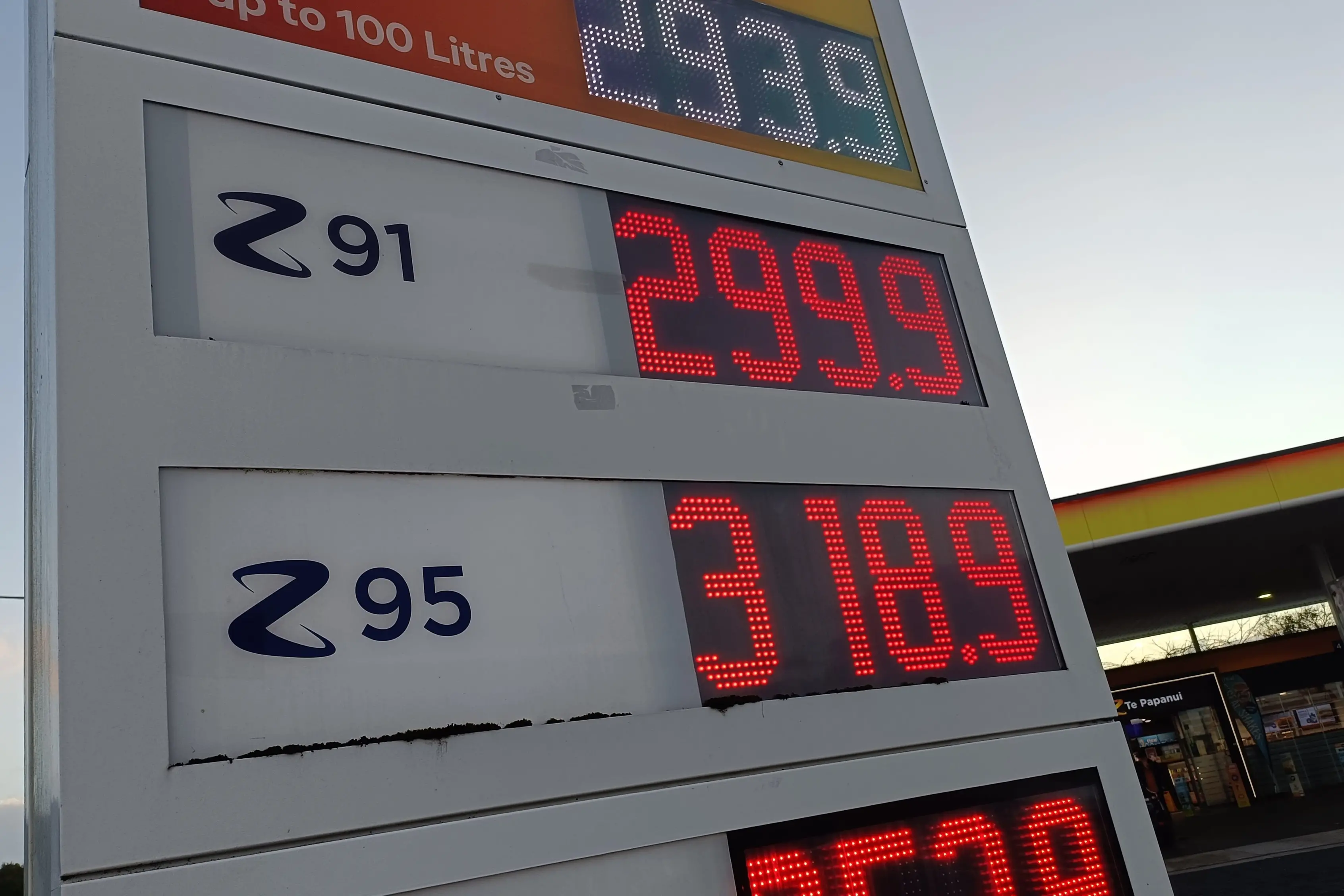 There had been an annual 27.5% increase in the cost of petrol. Photo: RNZ