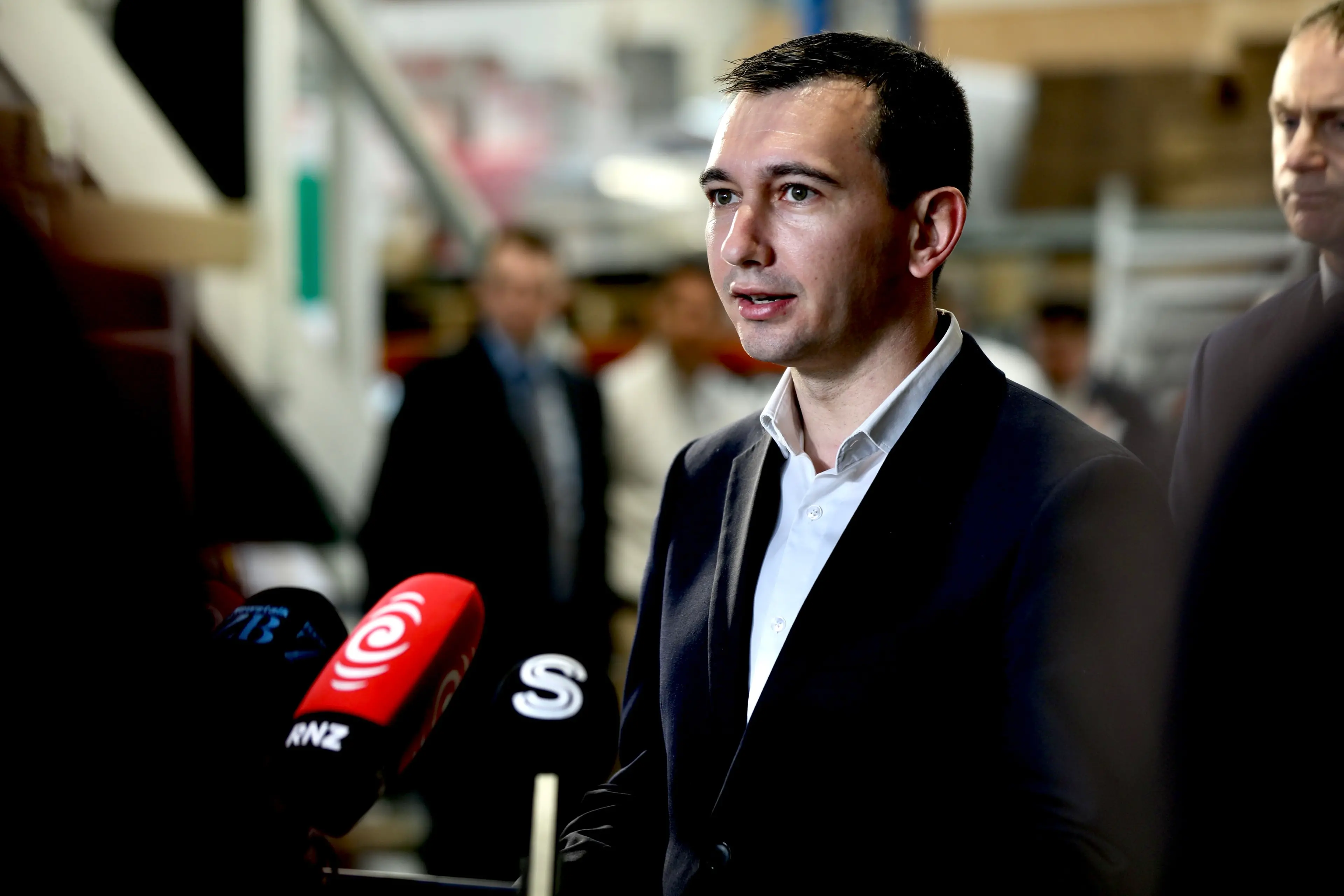 Simeon Brown, contemplating the breakfast buffet. Photo: RNZ