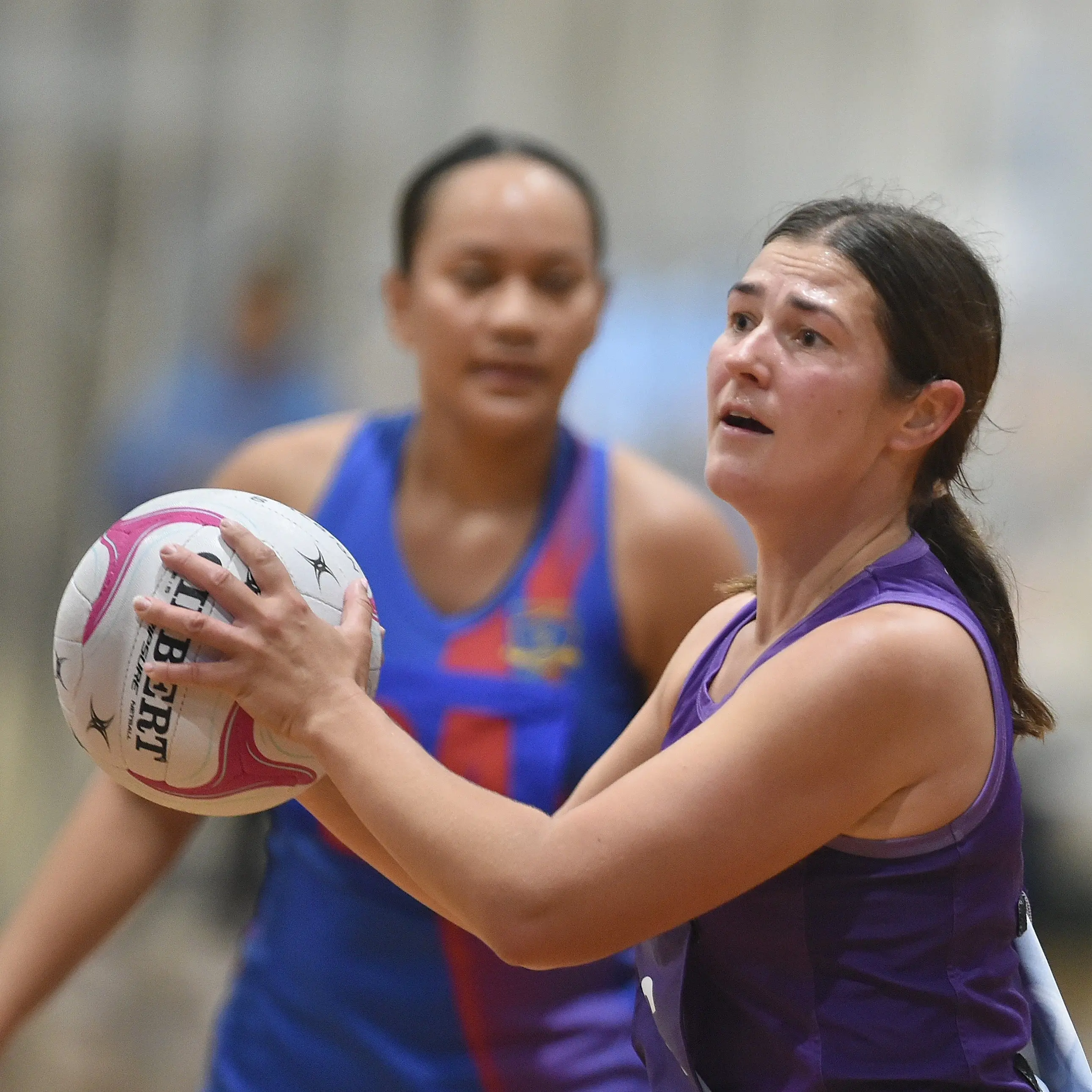 Accurate Earl helps guide Columba to victory