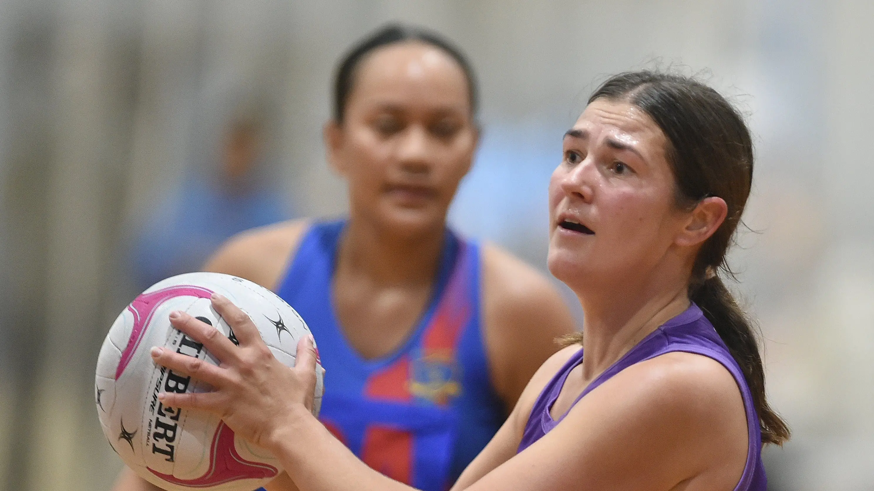 Accurate Earl helps guide Columba to victory